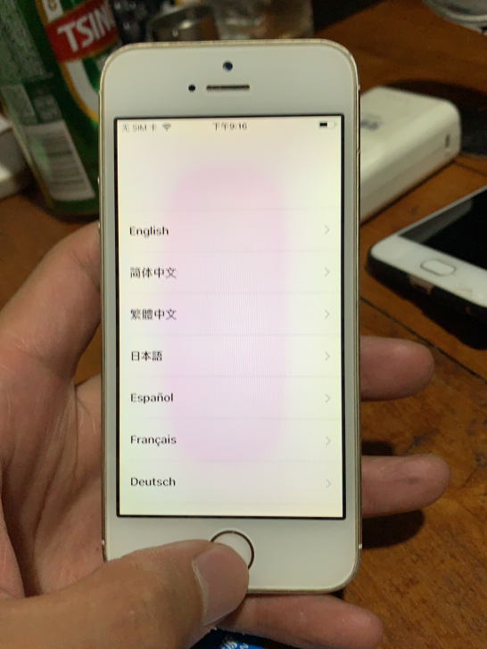 苹果5s，请买家看仔细，一经售出，盖不退换...