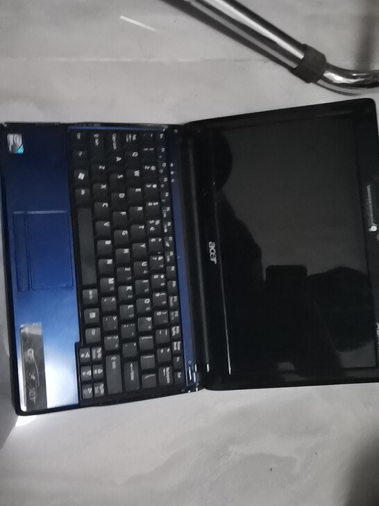 九成新Acer Aspire One