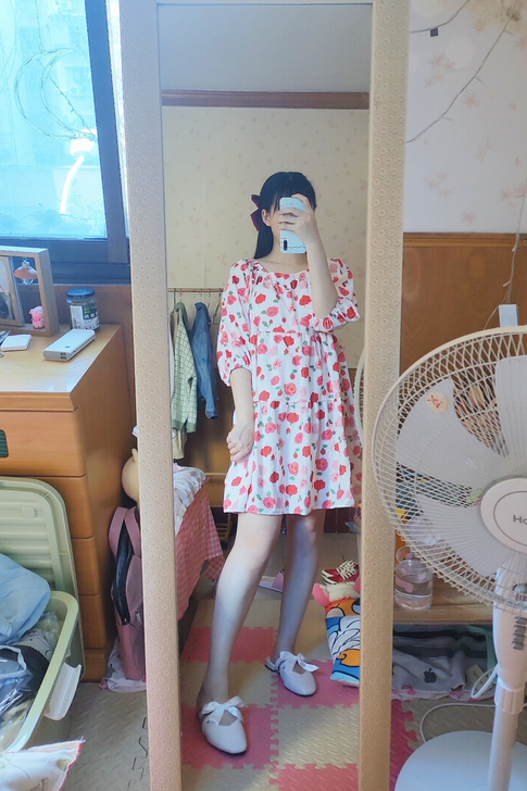 2021夏季新款连衣裙茶歇法式森系碎花裙宽...