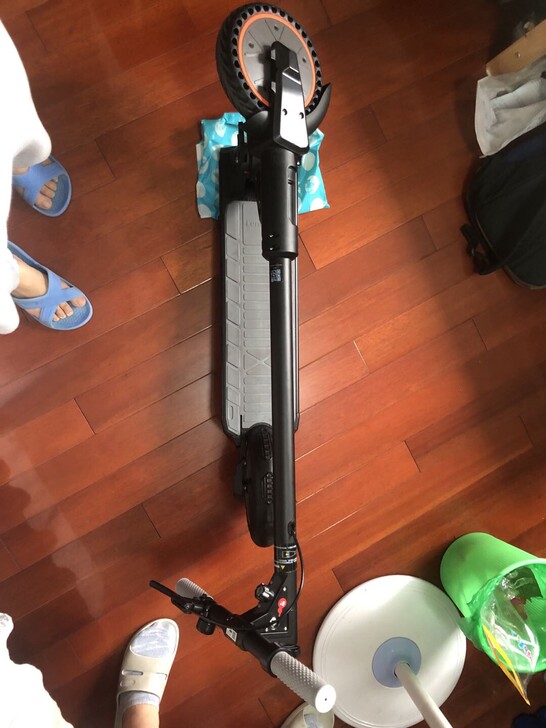 联想M2智能电动滑板车蜂窝胎踏板车上班代步...