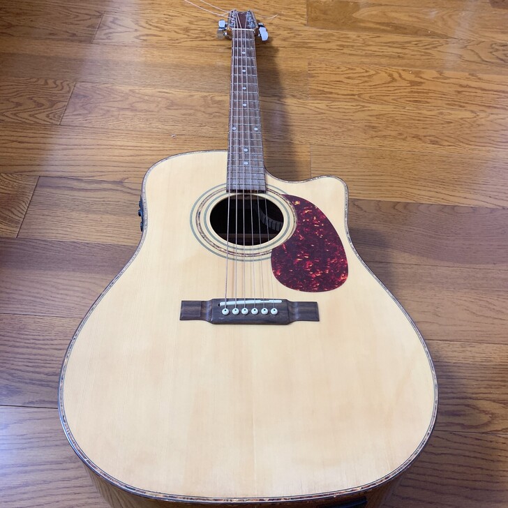 闲置低价转让吉他