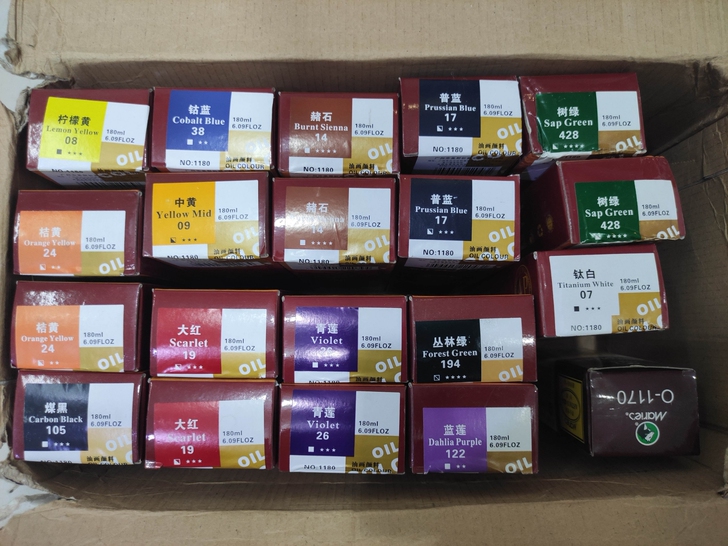 低价转让美邦油画颜料闲置的，未开封未使用过的