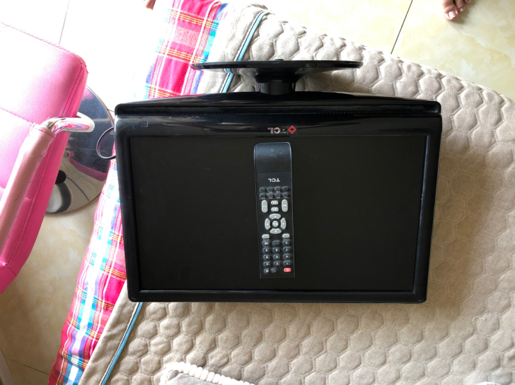 Tcl 19寸液晶电视,几乎全新,自己收藏...