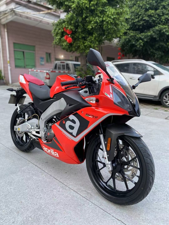 阿普利亚街车二手摩托车跑车机车川崎小忍者3...