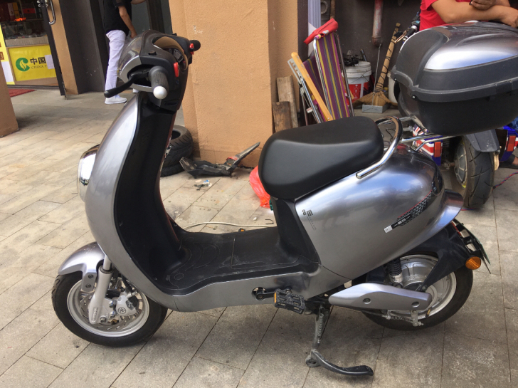 自用爱玛电动车出售、证照齐全、新国标、图片...