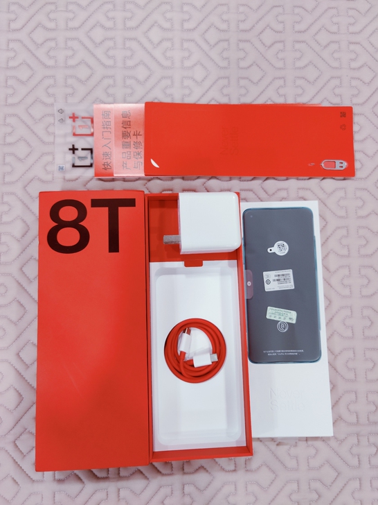 自用一加8T,99新,国行,成色很好,配置...