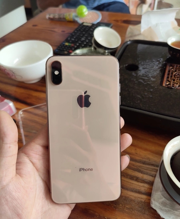 苹果iPhone XsMax 金色 256G