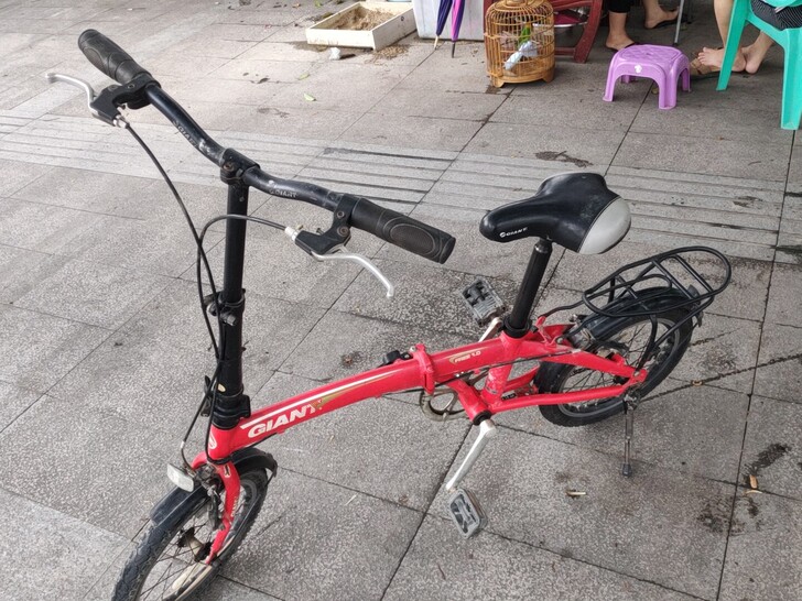 出售16寸折叠自行车250要的私聊   小...