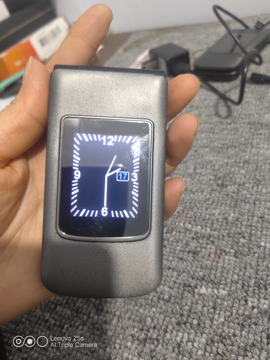 中兴L660翻盖手机老年机备用机