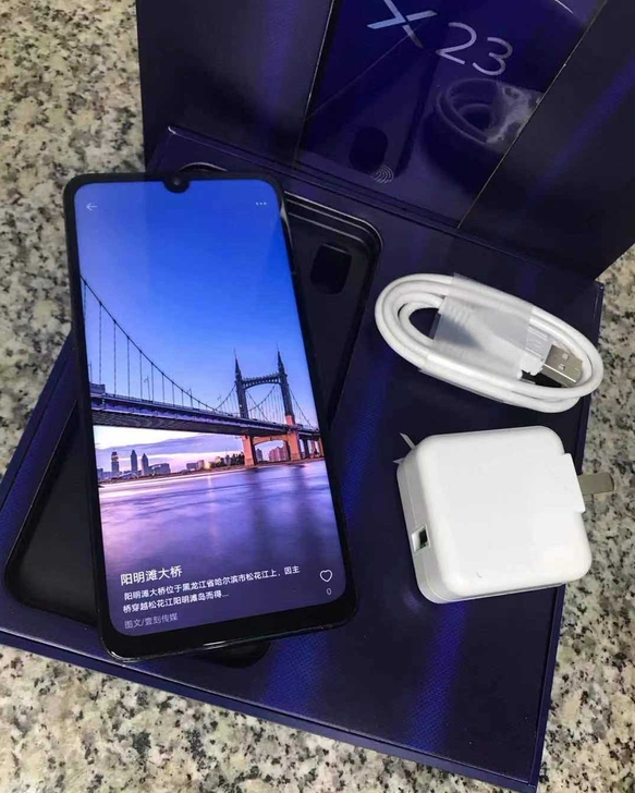 vivox23  蓝色  自用手机  九成...