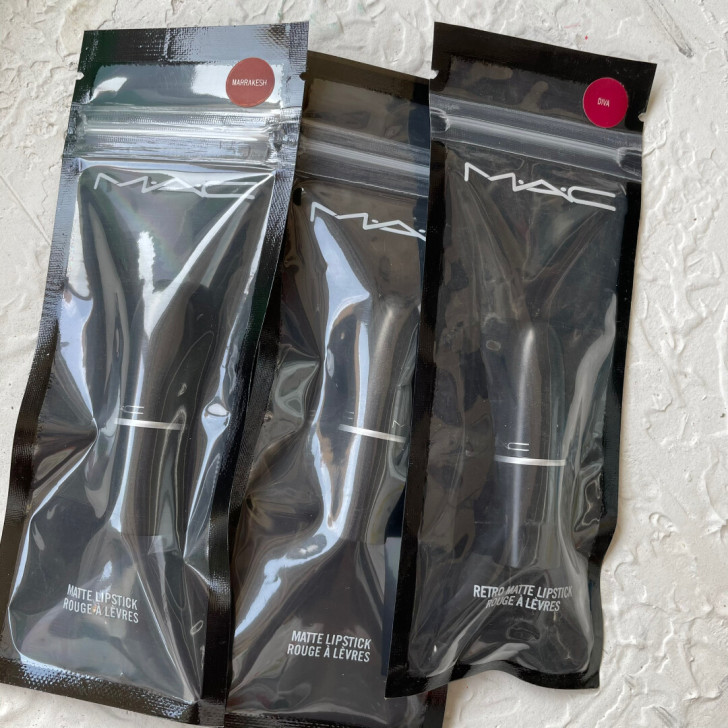Mac大中样口红