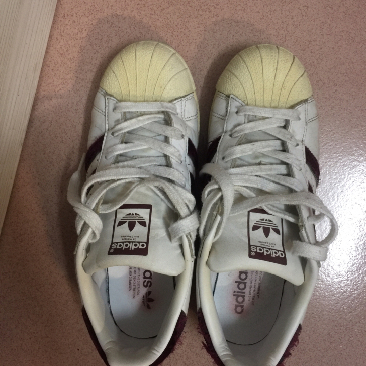 Adidas贝壳头-红丝绒