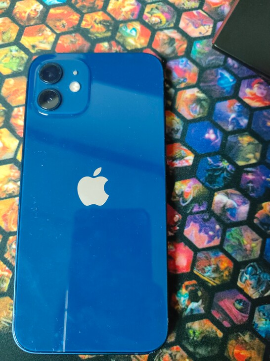 苹果12，64G.蓝色3月买的，