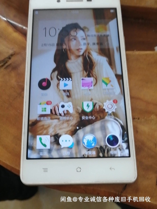 OPPOA33手机便宜出了，图片为实拍图片...