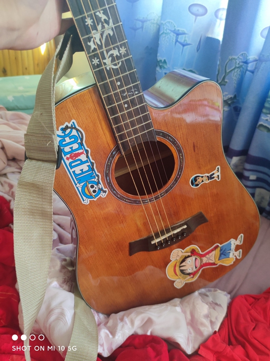 歌威尔吉他g520当时买成1000多，面单...