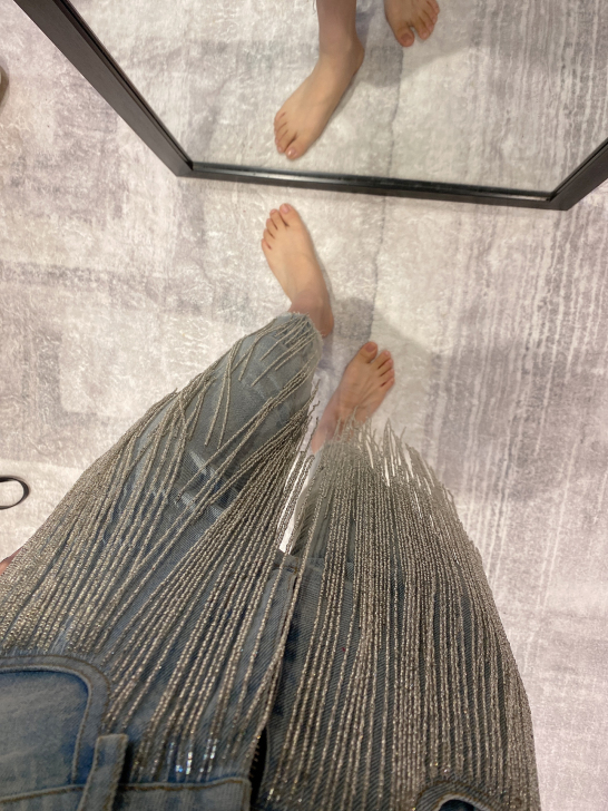 水洗重工牛仔裤，没穿过，适合s或xs