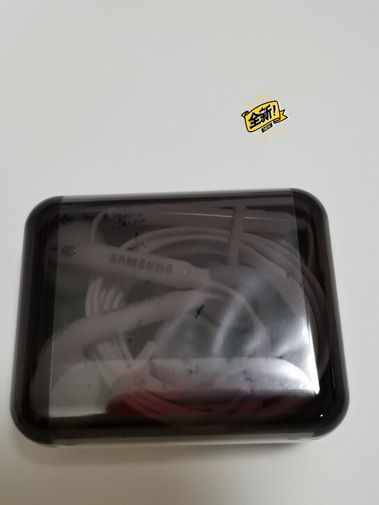 原装拆盒三星S7耳机，全新未拆封。音质很棒...