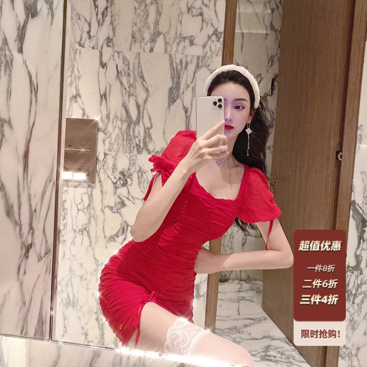 金金酷酷哒红色性感心机裙子气质名媛法式桔梗...