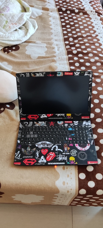 机械革命x2 1060 6g i7 875...
