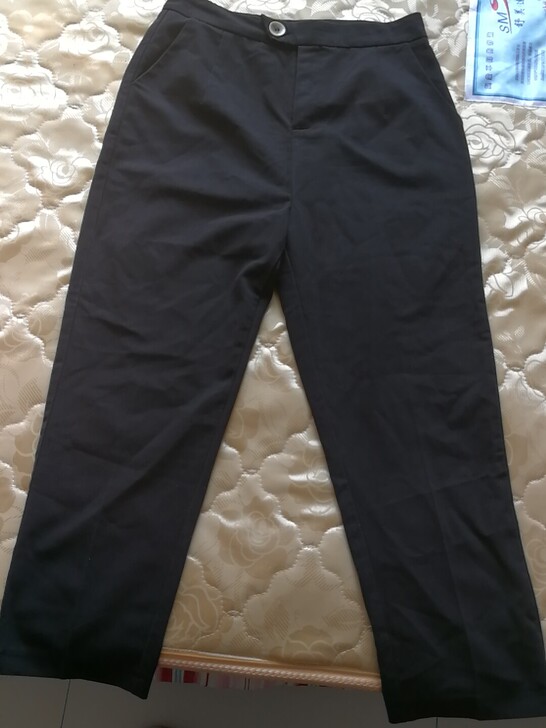 小丽衣橱九分裤适合春夏初穿。腰围测量单面3...