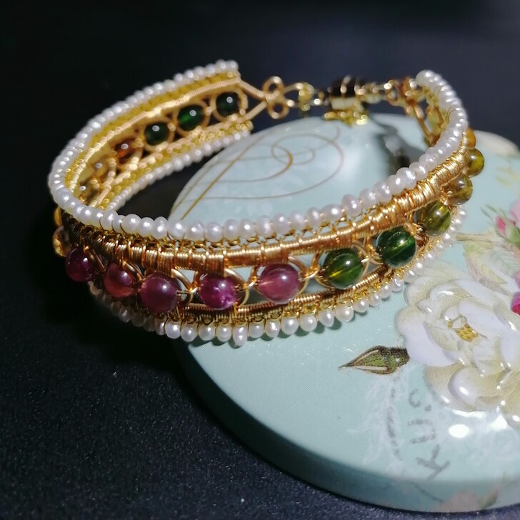 陌上芊手工饰品！摩卡饰品！