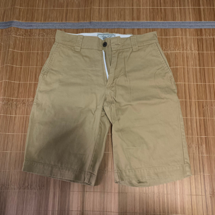anniehall五分裤 卡其色xs码