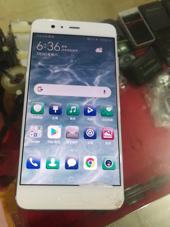 华为p10pⅠus小外爆机，内存6十128...