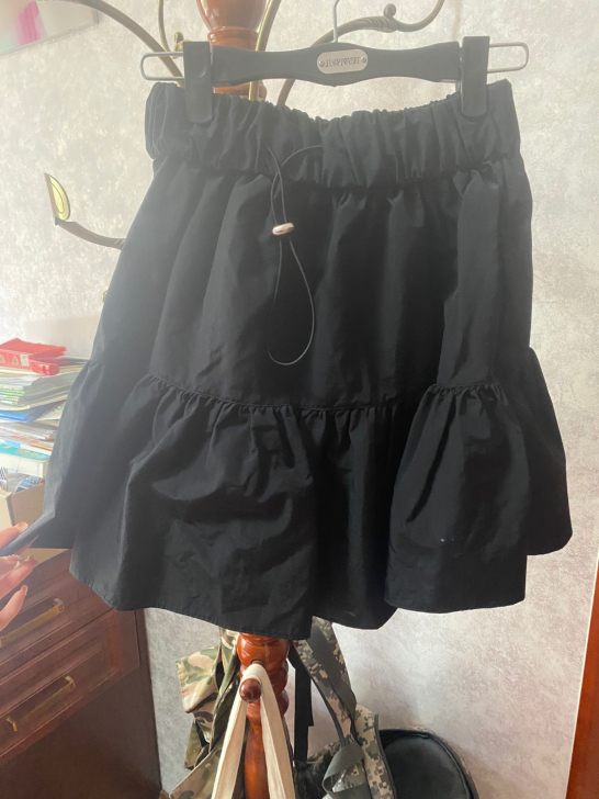 泡泡裙，里面自带防走光，