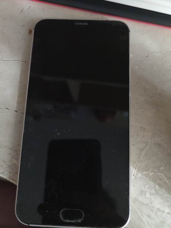 魅蓝note2，2+16，使用没有任何问题...