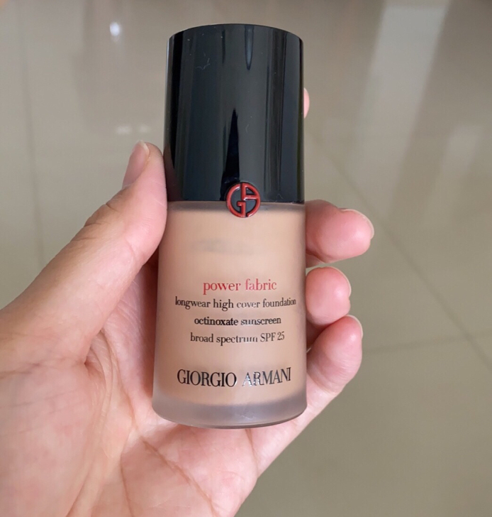 阿玛尼粉底液，权利粉底液 阿玛尼粉底液【不...