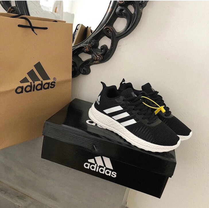 休闲运动鞋全新包邮，情侣鞋，透气舒适，码数...