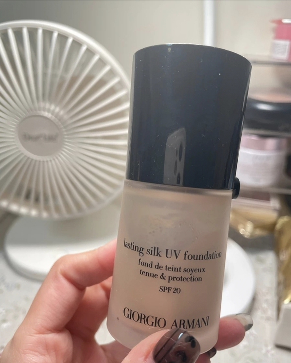Armani阿玛尼粉底液20号