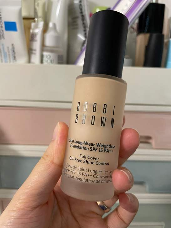 Bobbi brown粉底液，清爽无油，色...