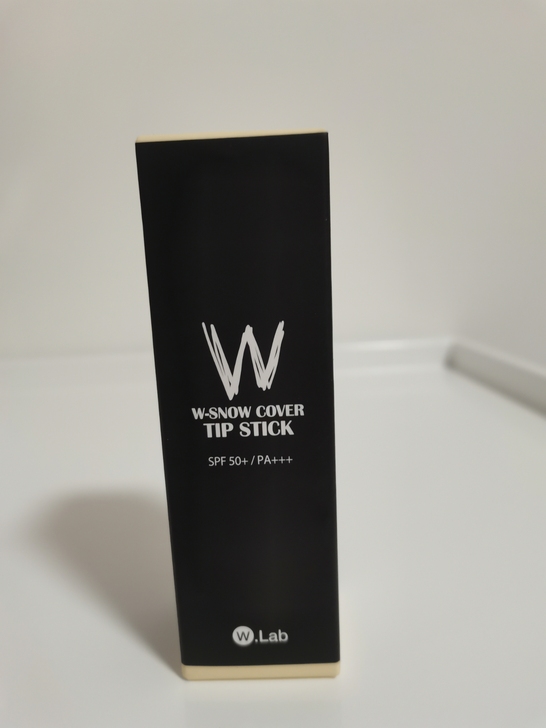 全新W.Lab超模粉底液（未拆封）