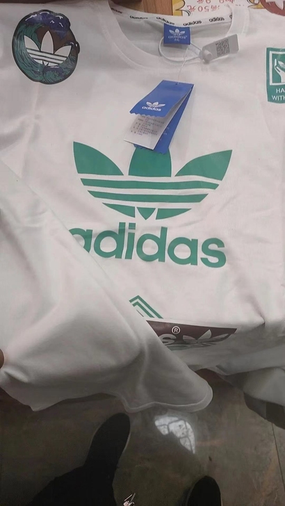 adidas阿迪三叶草纯棉易烊千玺同款T恤...