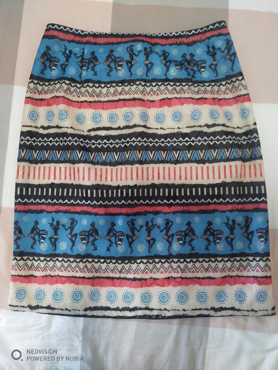 出几件平时不怎么穿的衣服，可小刀哦！感兴趣...