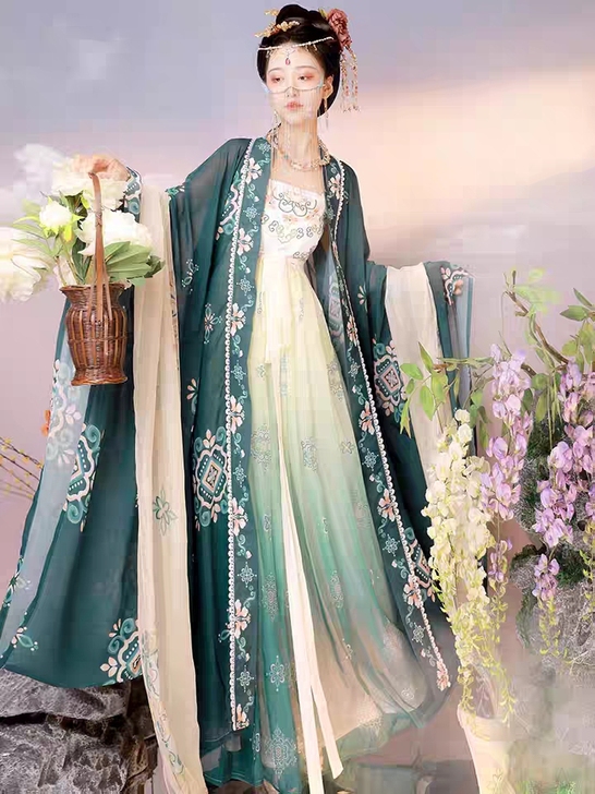 急出白菜诃子裙三件套仅145！！