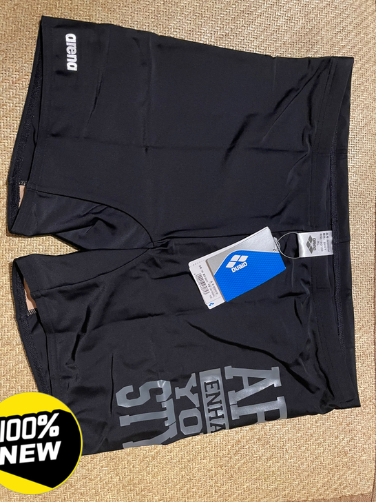 全新阿瑞娜arena 男士平角泳裤 XL（...