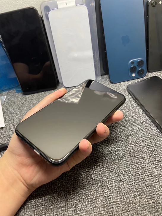 苹果xr美版128g黑色有锁（已黑解，插卡...