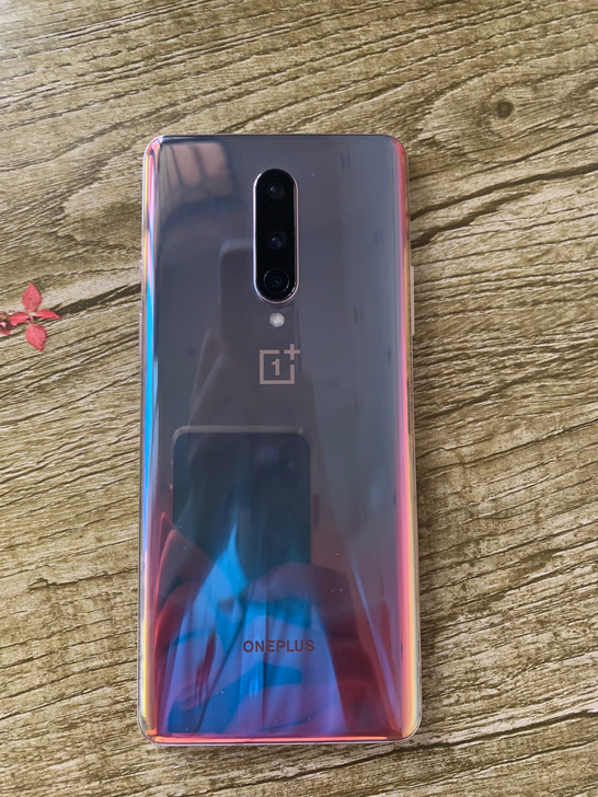 朋友的一加8，全原无修，功能正常，完美屏。...