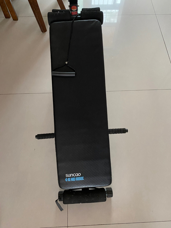 仰卧板，买了就吃灰没用过。自提。