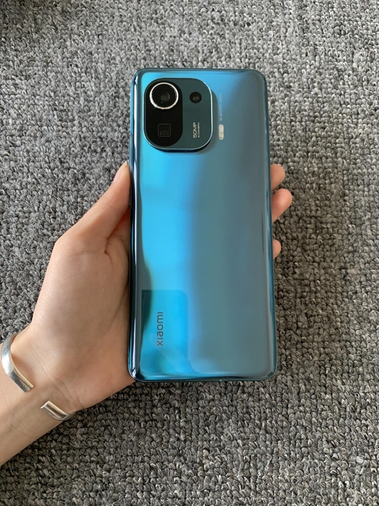 小米11pro 绿色 12+256G 99新