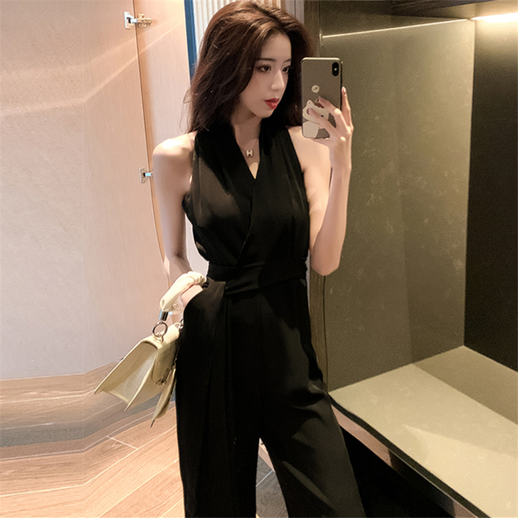 连体裤女夏2021新款韩版黑色挂脖连衣裤高...