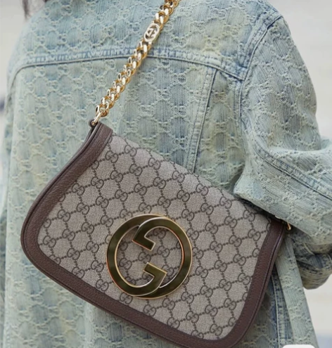 新买的Gucci Blondie圆形互扣式...