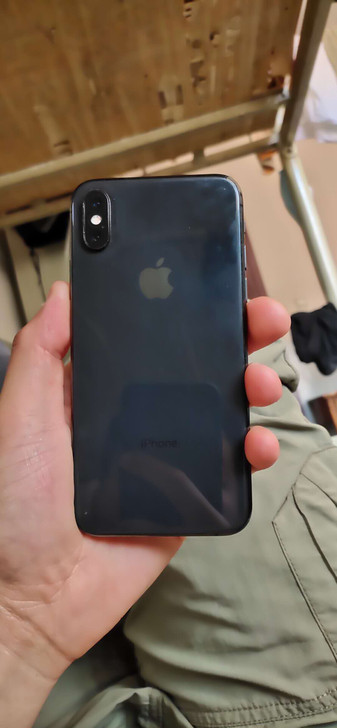 iPhone XS