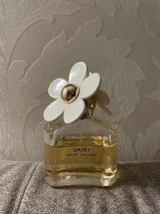 DAISY小雏菊香水  100ml 现剩余...