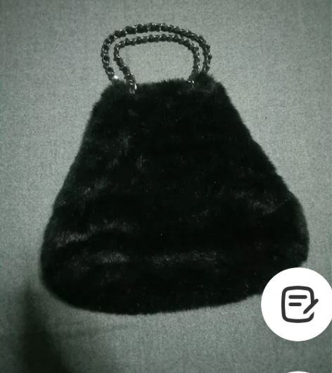 ochirly女包毛毛包 入手渠道：商场买...