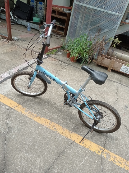 折叠自行车