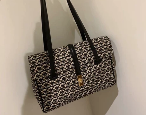 万物生长c字纹包包 超大用量 放围巾雨伞 ...