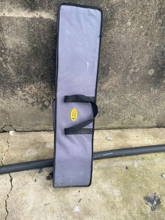 敦煌牌二胡，总共有22个，学校下来的，应该...